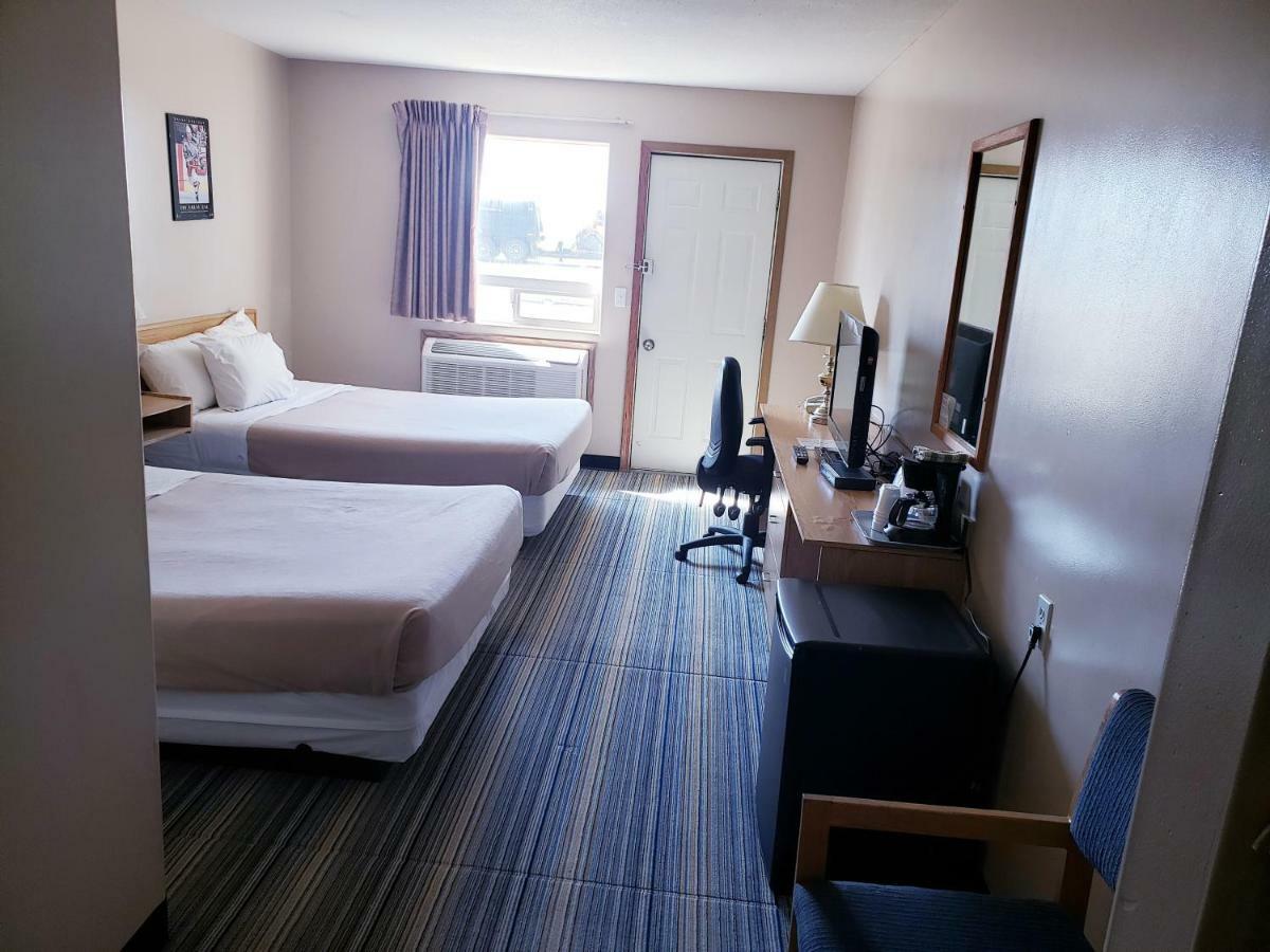 Travel-Inn Resort & Campground Saskatoon Kültér fotó
